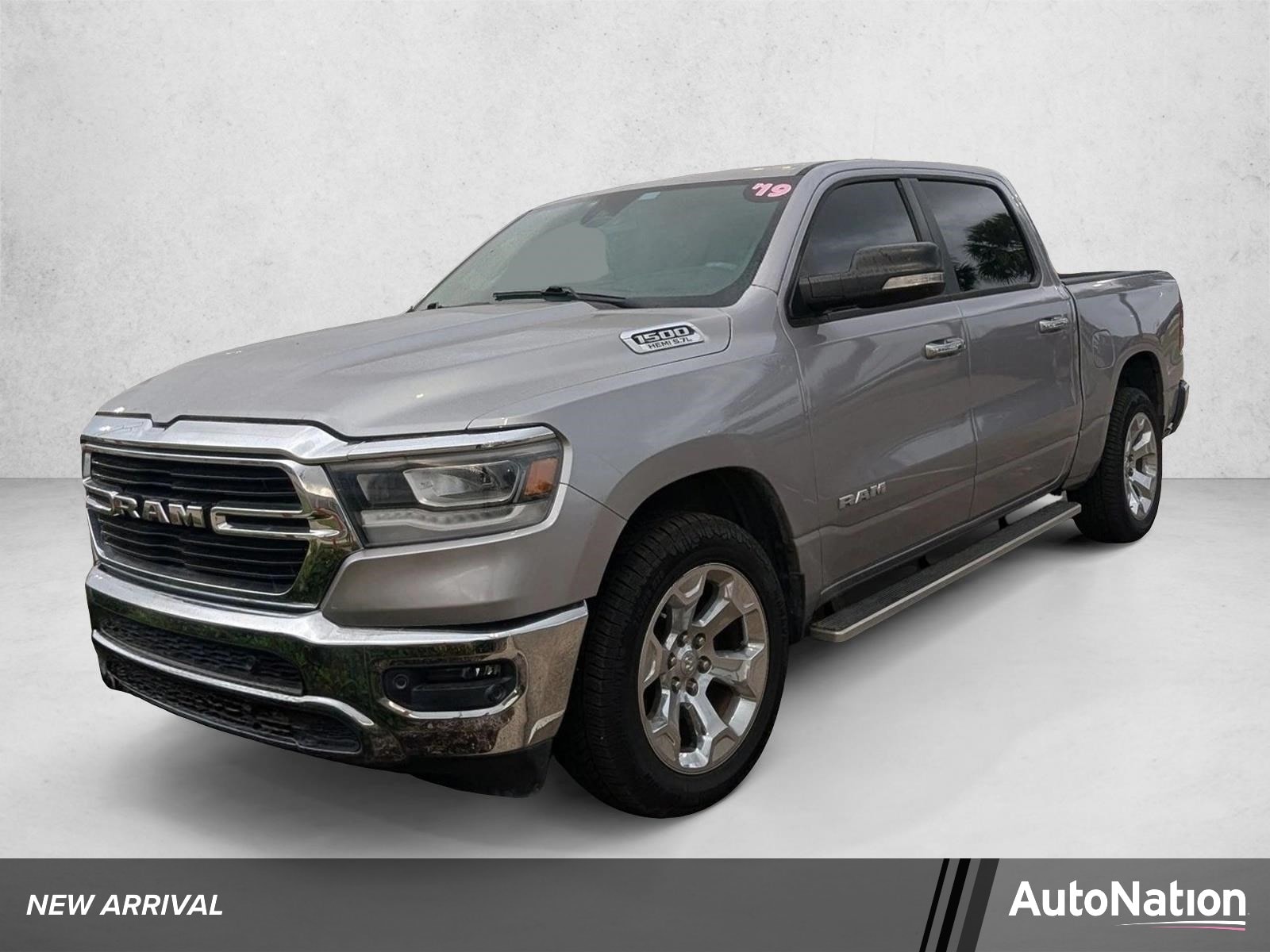 2019 RAM 1500 Big Horn/Lone Star Crew Cab 5'7's photo