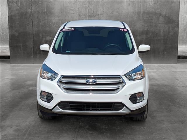 Used 2019 Ford Escape SE with VIN 1FMCU9GD8KUA14802 for sale in Houston, TX