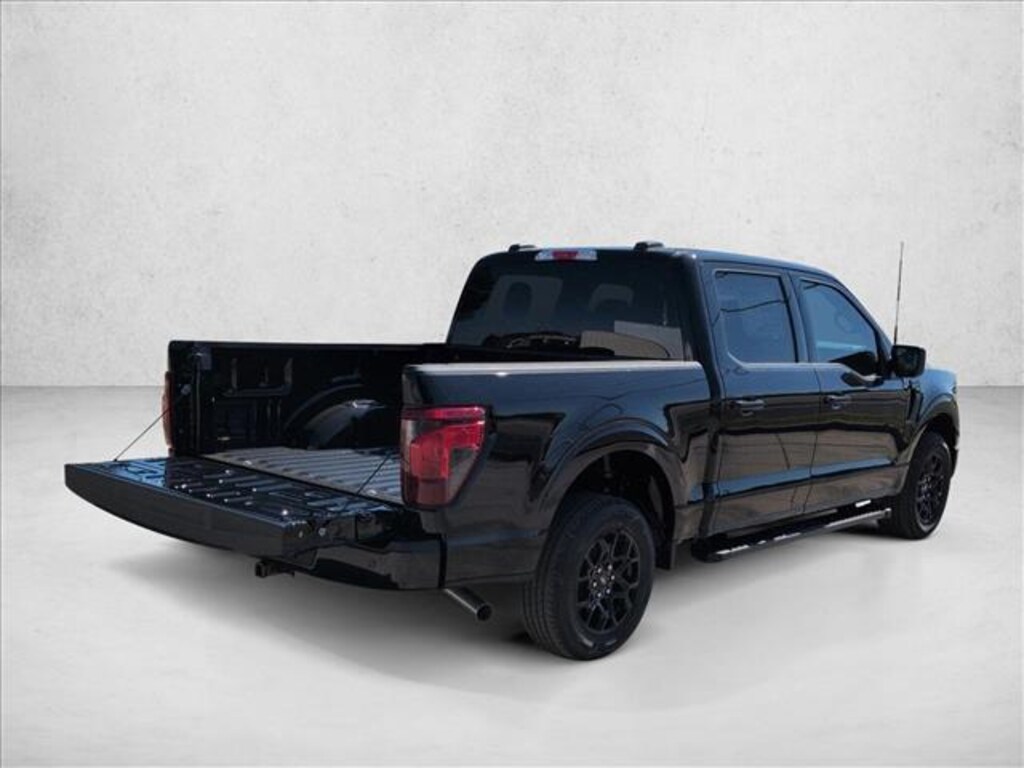 New 2025 Ford F-150 XLT Truck SuperCrew Cab