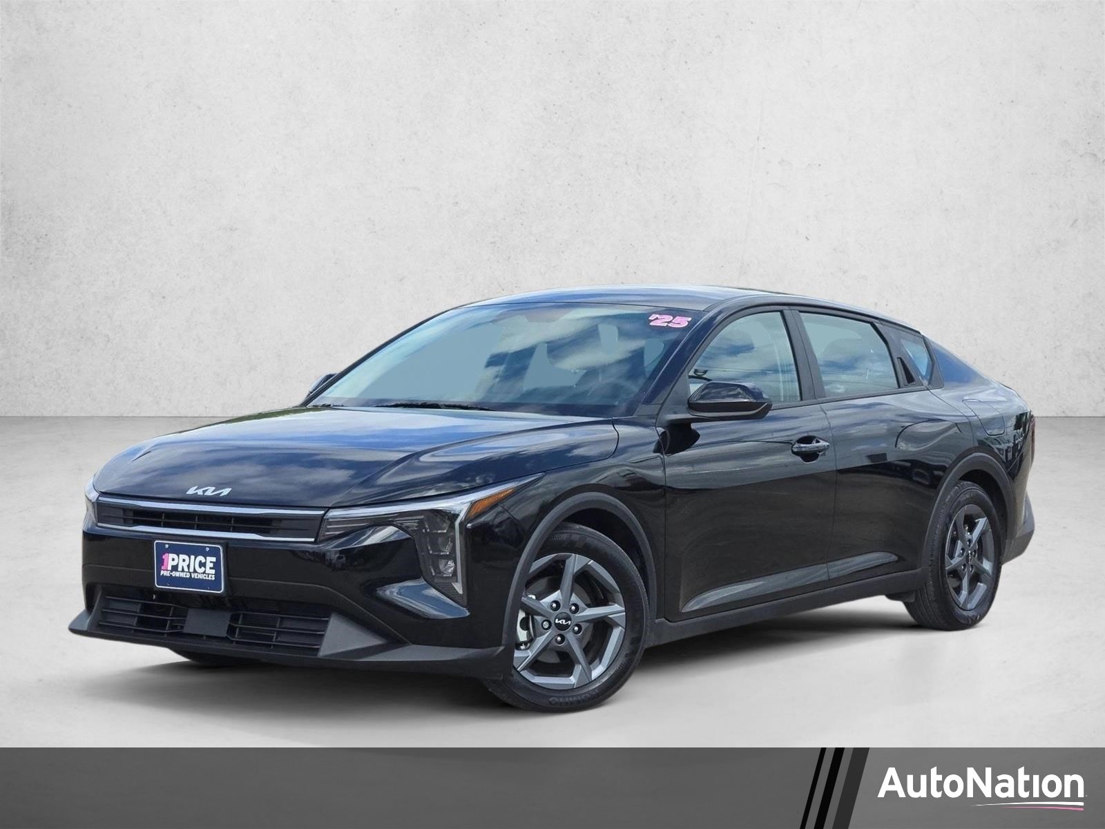 2025 Kia K4 LXS AT's photo