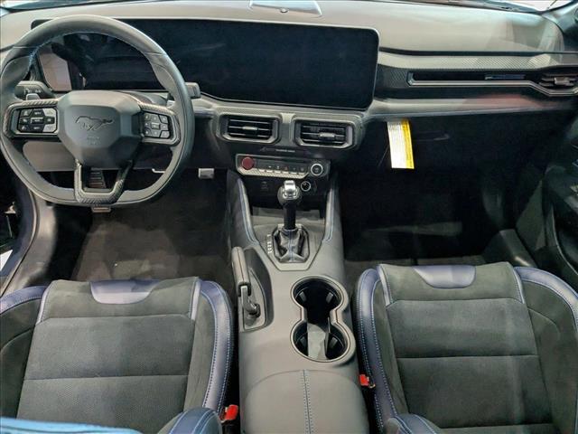 2025 Ford Mustang Dark Horse - Photo 14