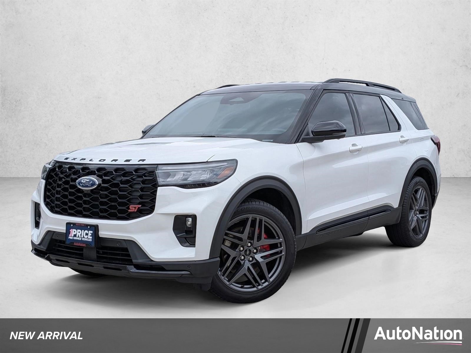 2025 Ford Explorer ST 4WD (PL535)'s photo