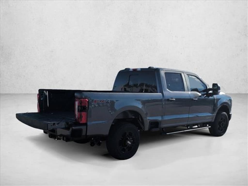 New 2026 Ford F-250 XL Truck Crew Cab