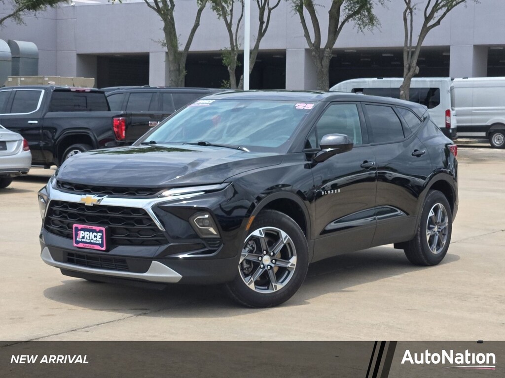 Used 2025 Chevrolet Blazer LT SUV