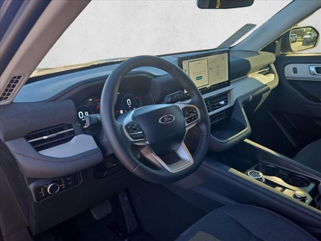 New 2026 Ford Explorer Active w/200A Pkg SUV