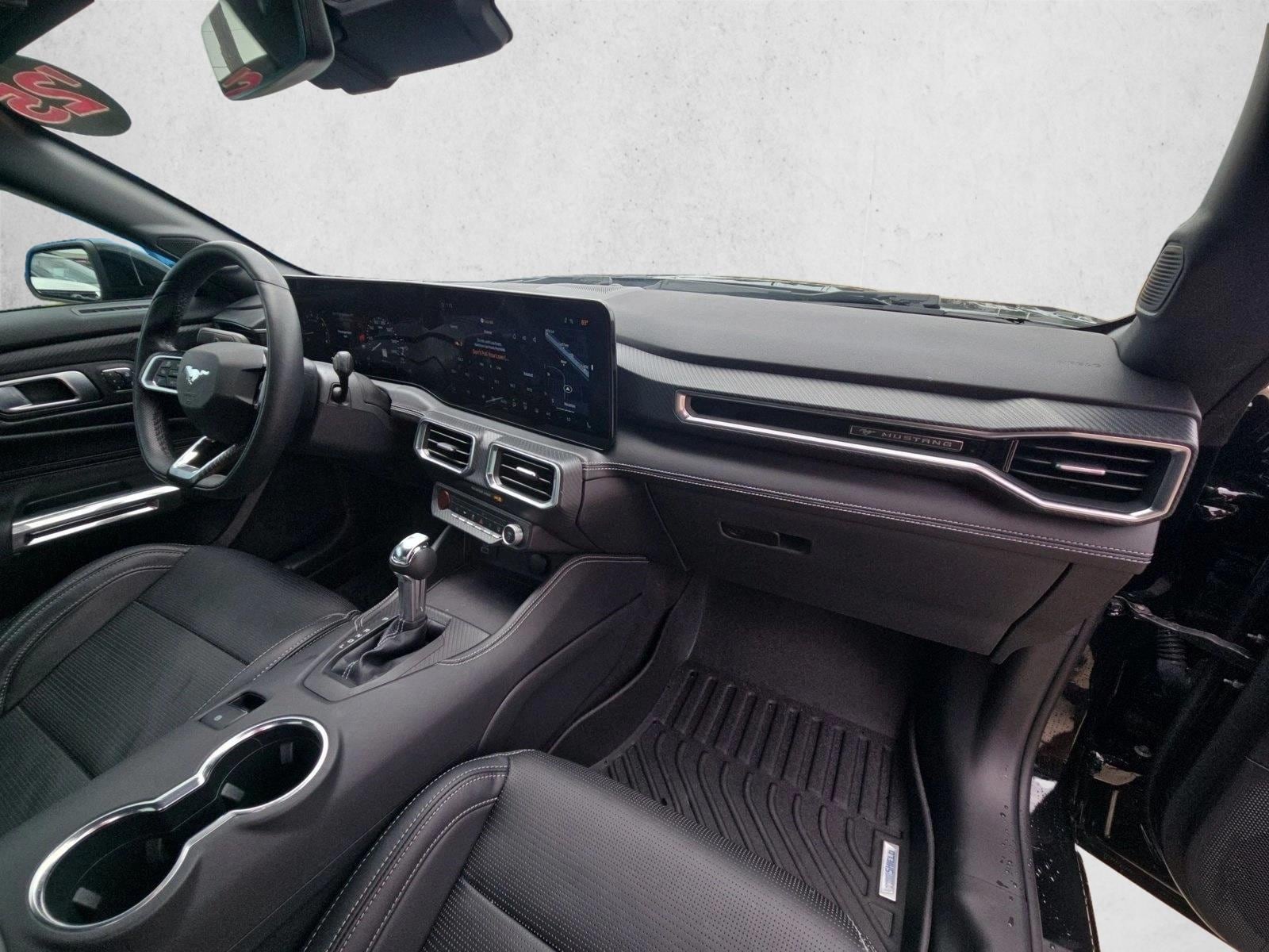 2025 Ford Mustang EcoBoost Premium - Photo 19