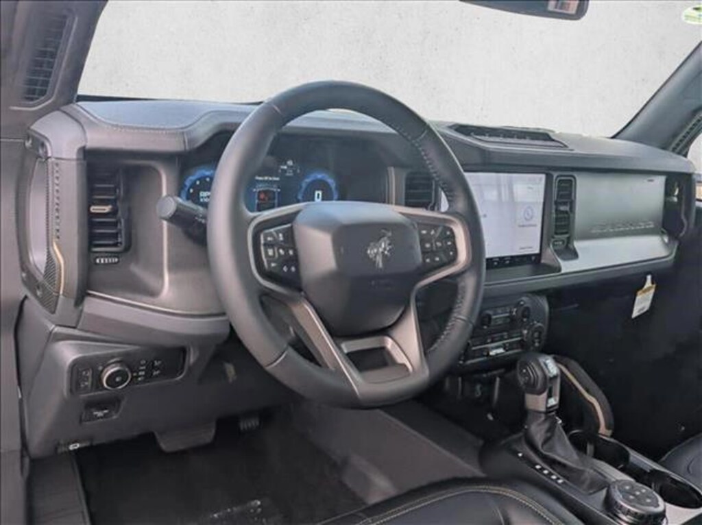 New 2025 Ford Bronco Badlands SUV