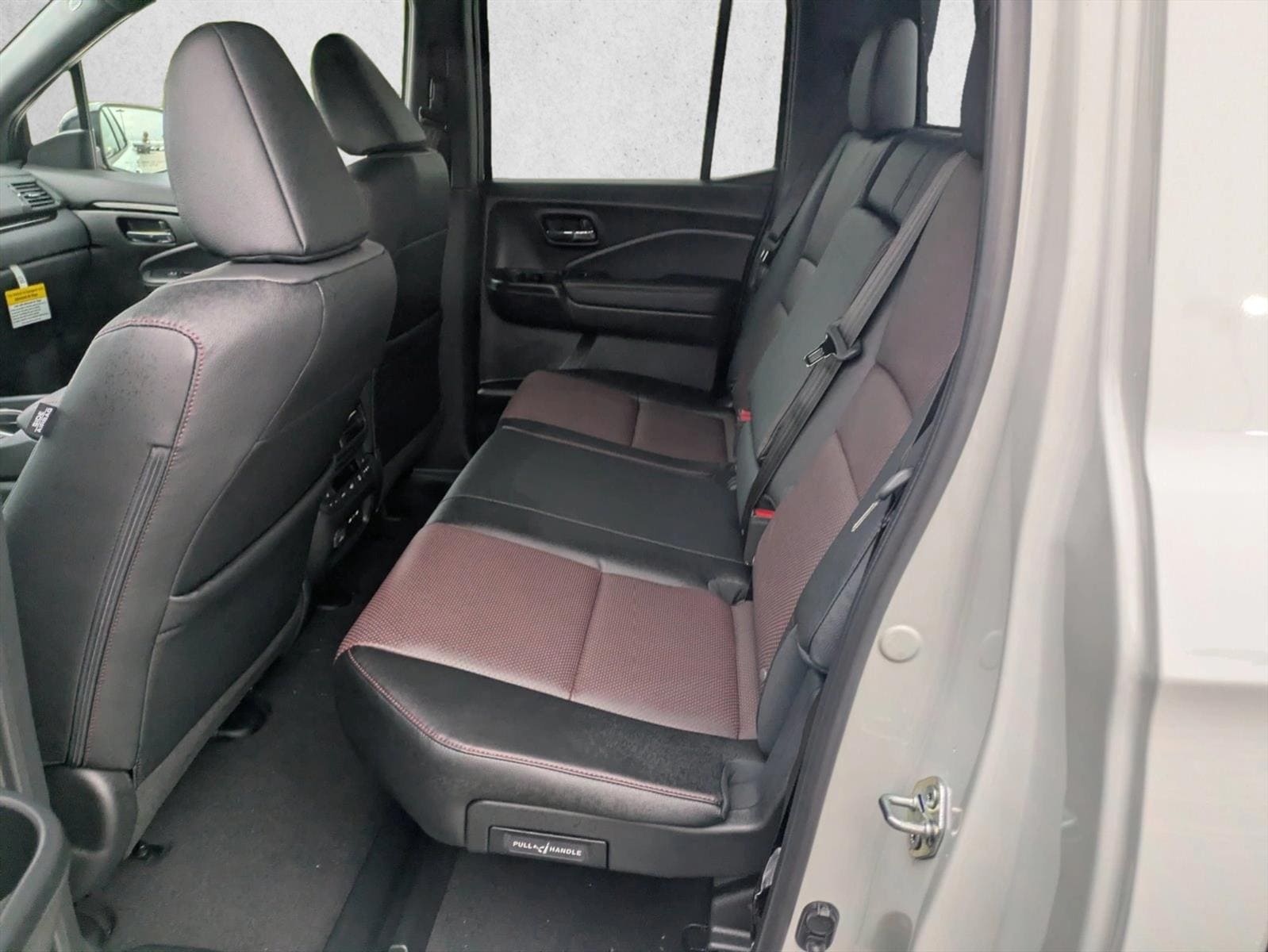 2026 Honda Ridgeline Black Edition - Photo 15
