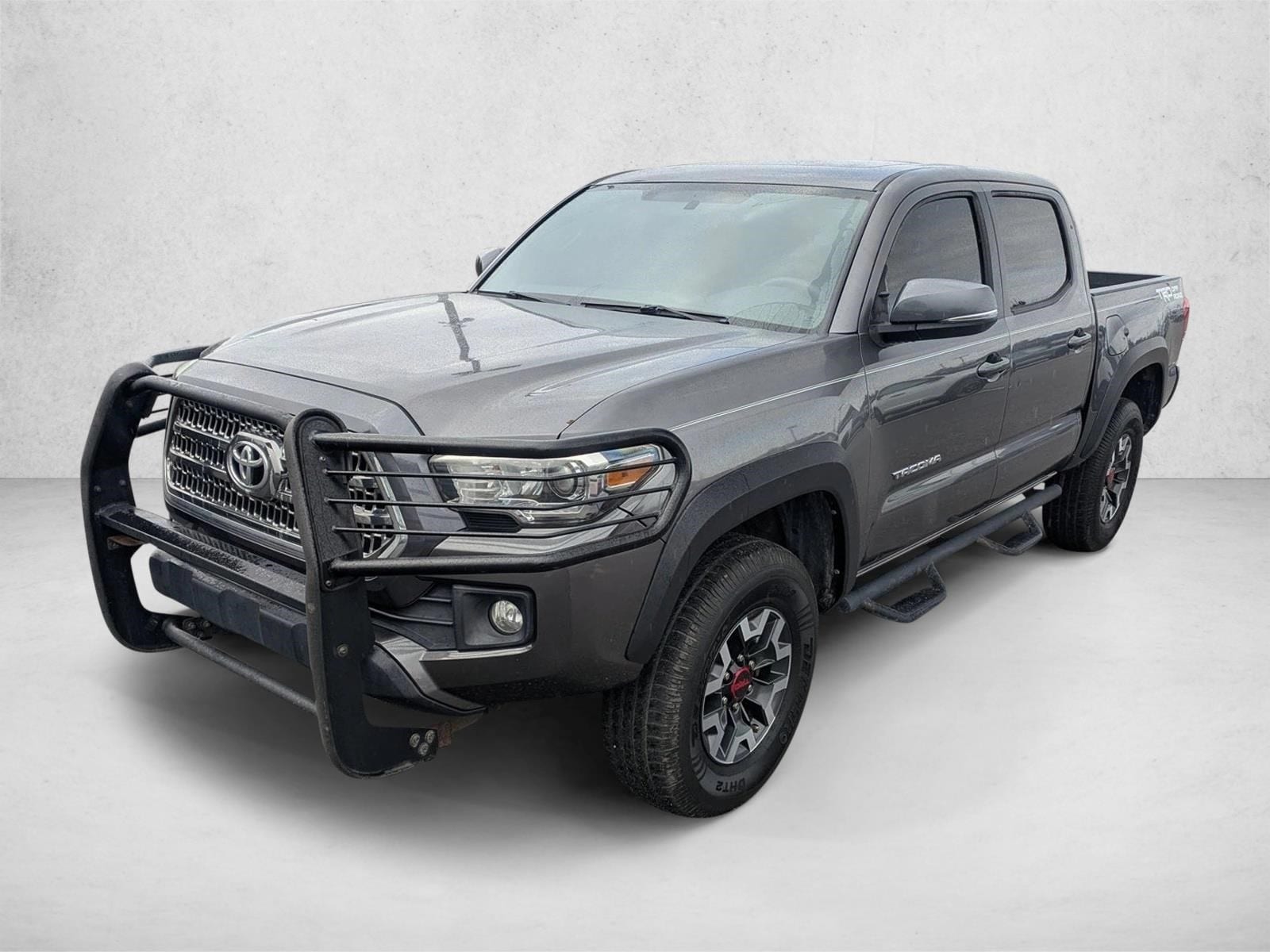2017 Toyota Tacoma TRD Off Road's photo