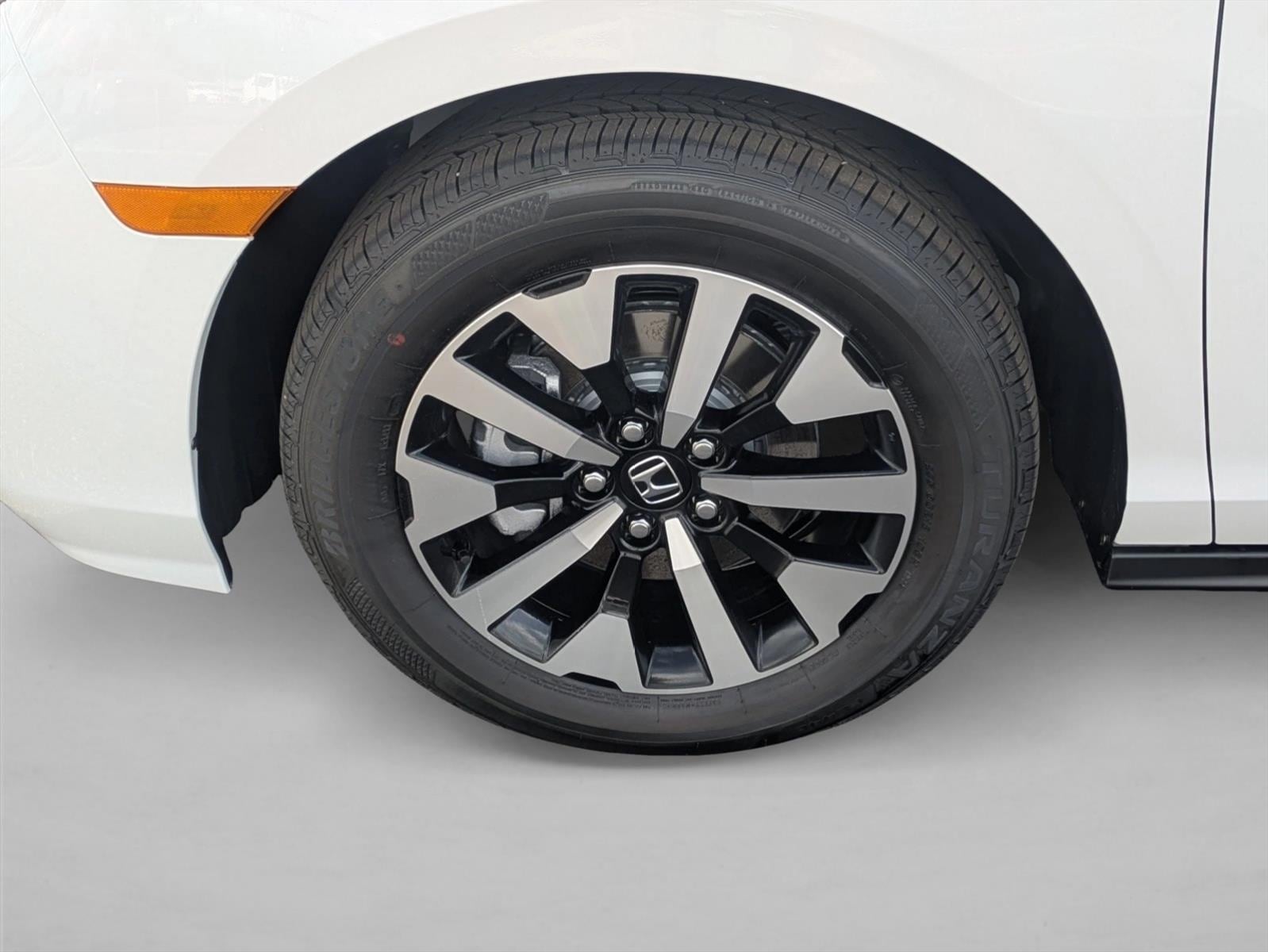 2026 Honda Odyssey EX-L - Photo 9