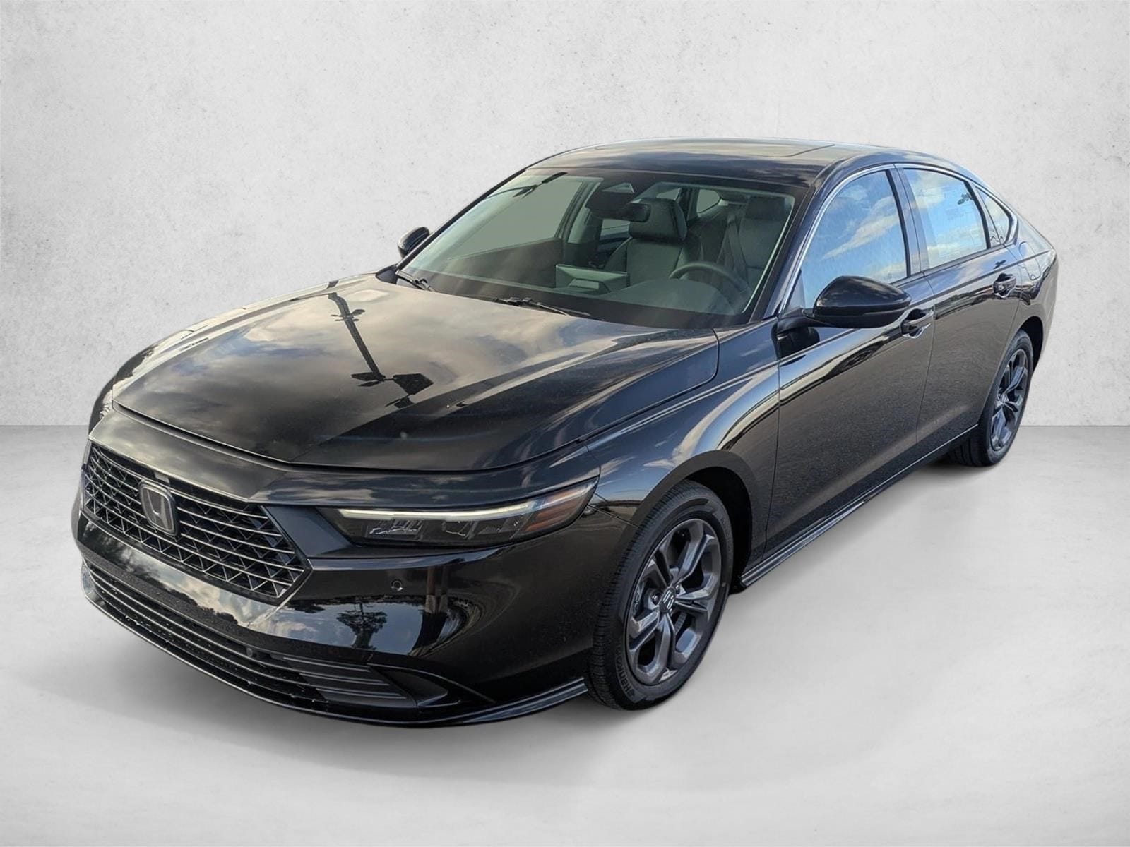 2025 Honda Accord Hybrid EX-L's photo