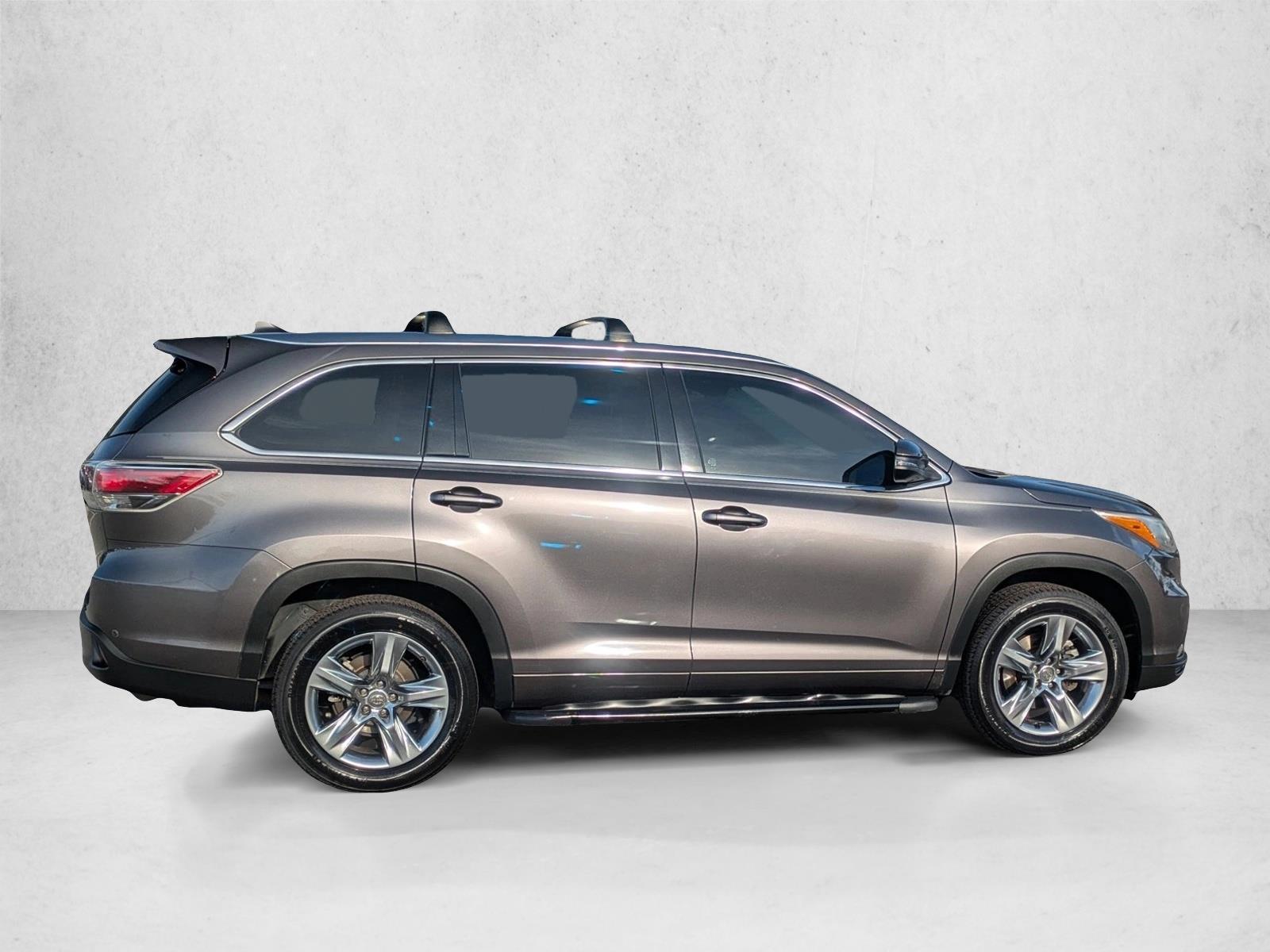 2015 Toyota Highlander Limited photo 4