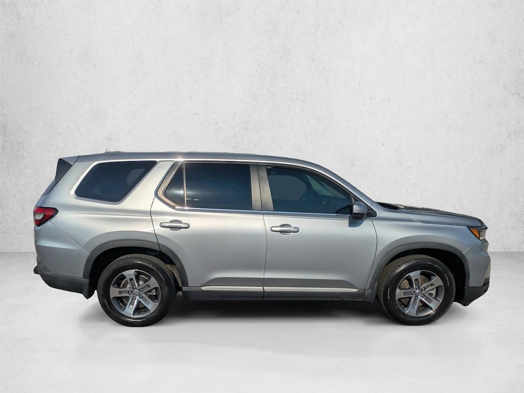 Certified 2023 Honda Pilot EX-L 8 Passenger SUV