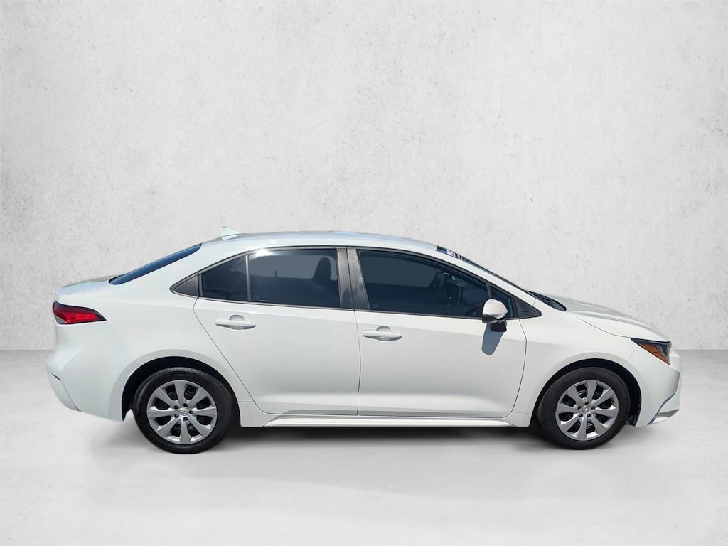 Used 2020 Toyota Corolla LE Sedan
