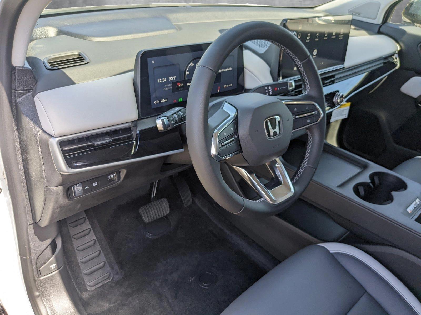 2024 Honda Prologue Touring photo 3