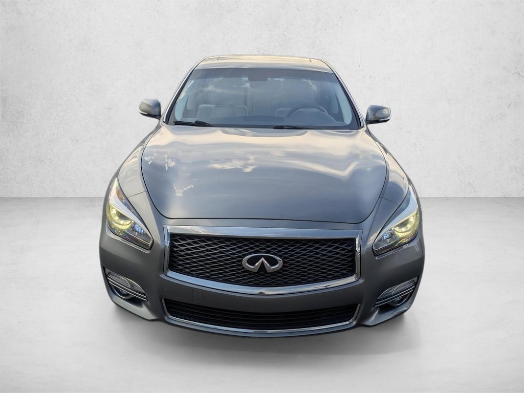 Used 2018 INFINITI Q70L 3.7 LUXE Sedan