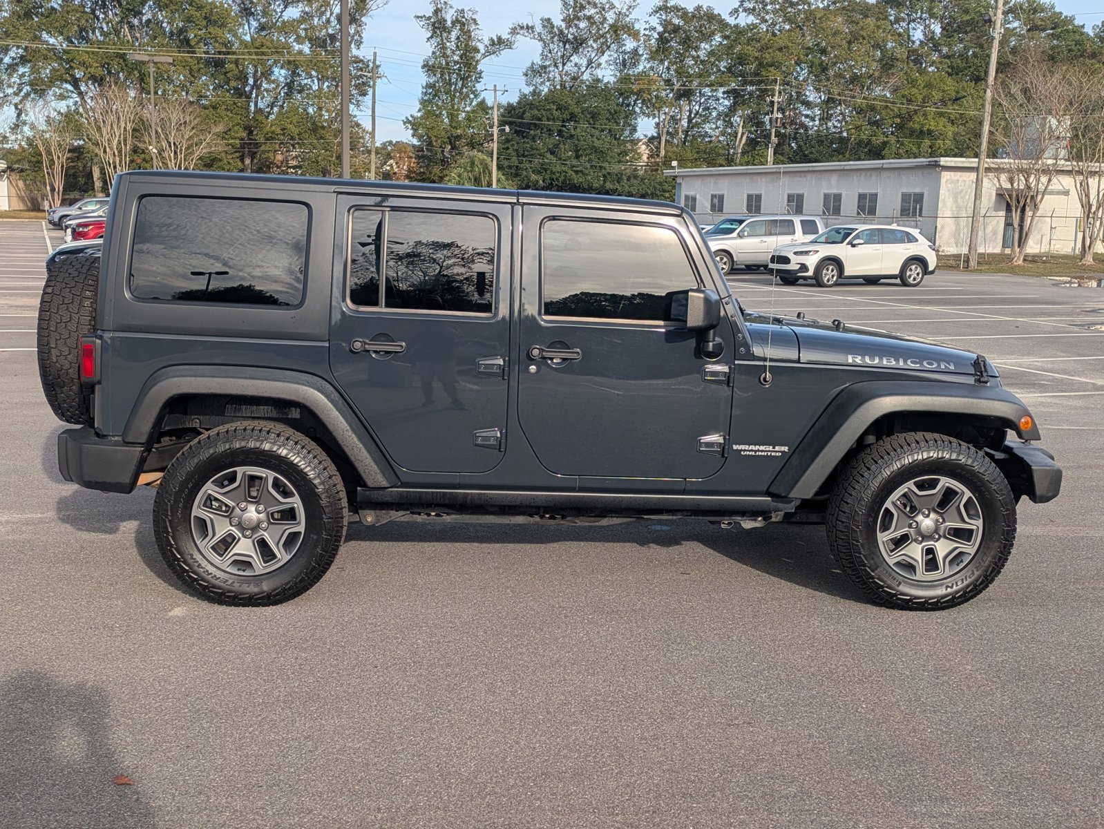 2017 Jeep Wrangler Unlimited Rubicon photo 4