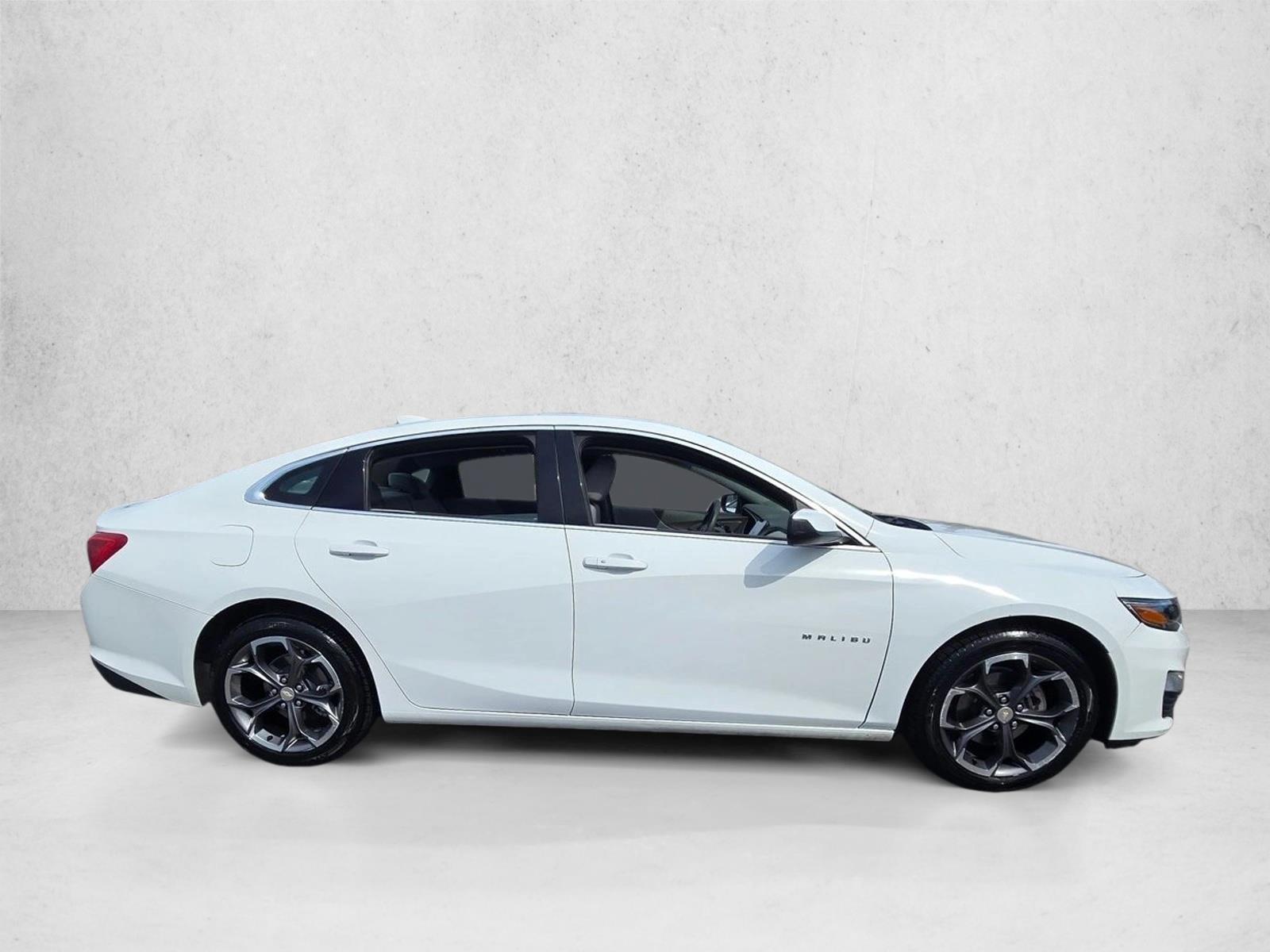 2023 Chevrolet Malibu 1LT photo 4