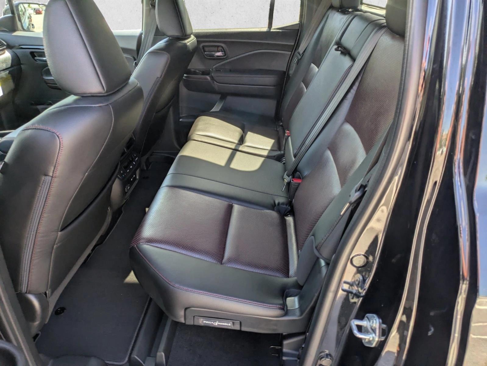 2026 Honda Ridgeline Black Edition - Photo 16