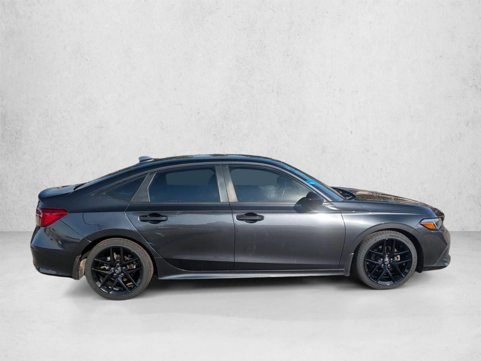 2022 Honda Civic Sport photo 4