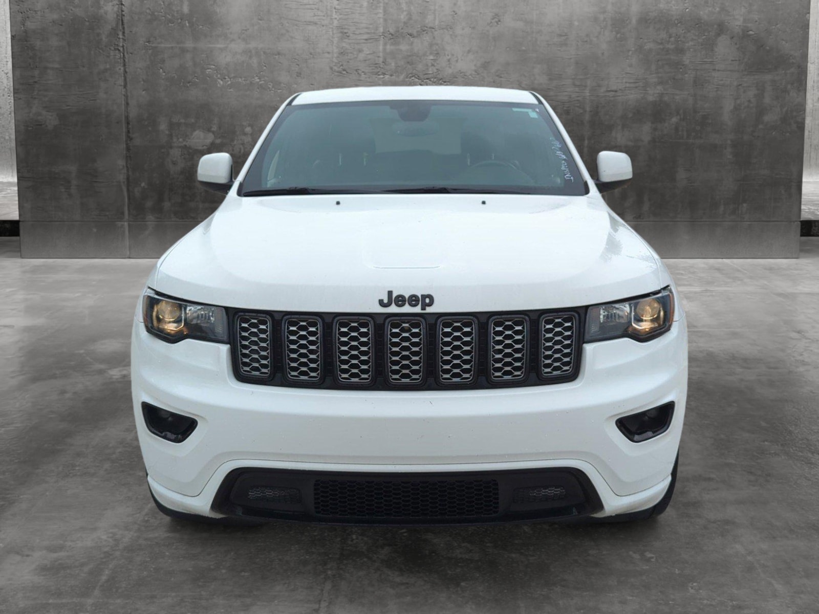 Used 2020 Jeep Grand Cherokee Altitude with VIN 1C4RJEAG3LC392830 for sale in Mobile, AL