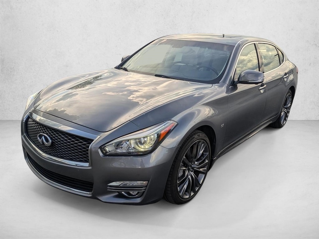 Used 2018 INFINITI Q70L 3.7 LUXE Sedan