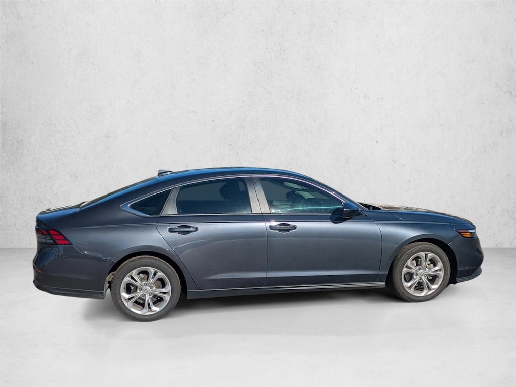 Used 2023 Honda Accord LX Sedan