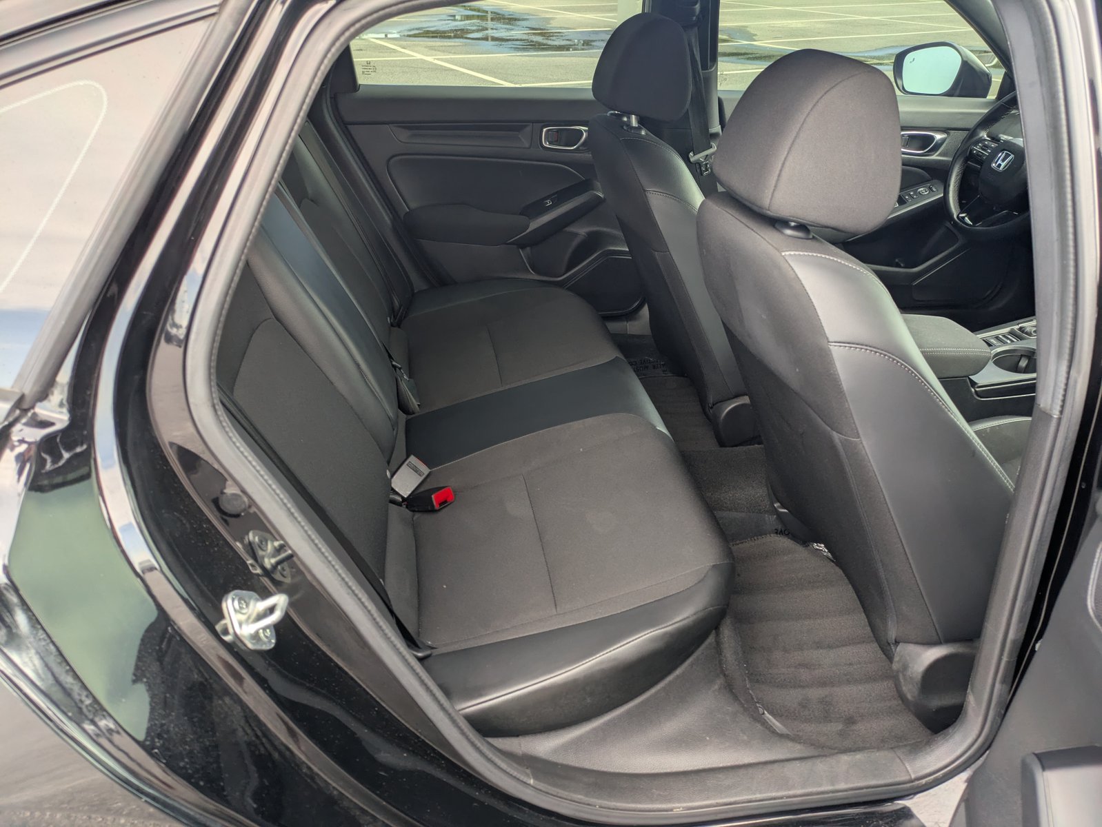 2025 Honda Civic Sport - Photo 17