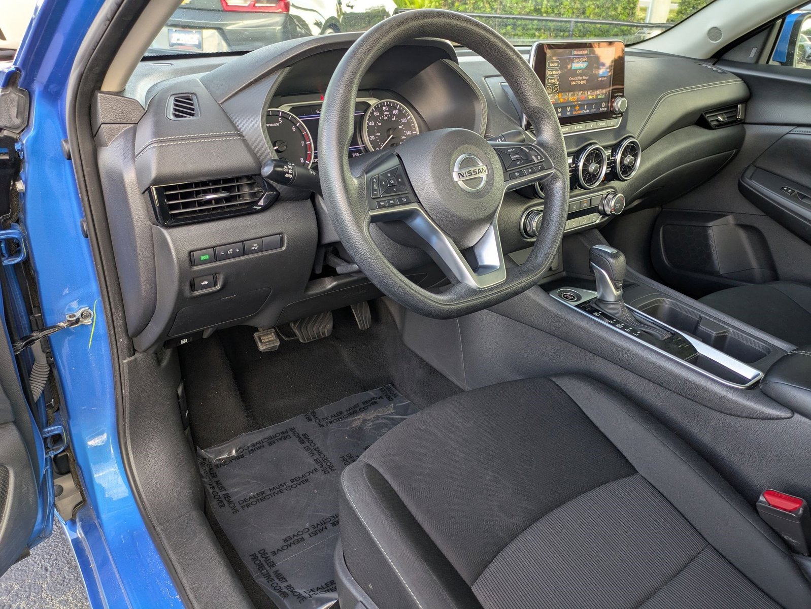 2023 Nissan Sentra SV photo 4