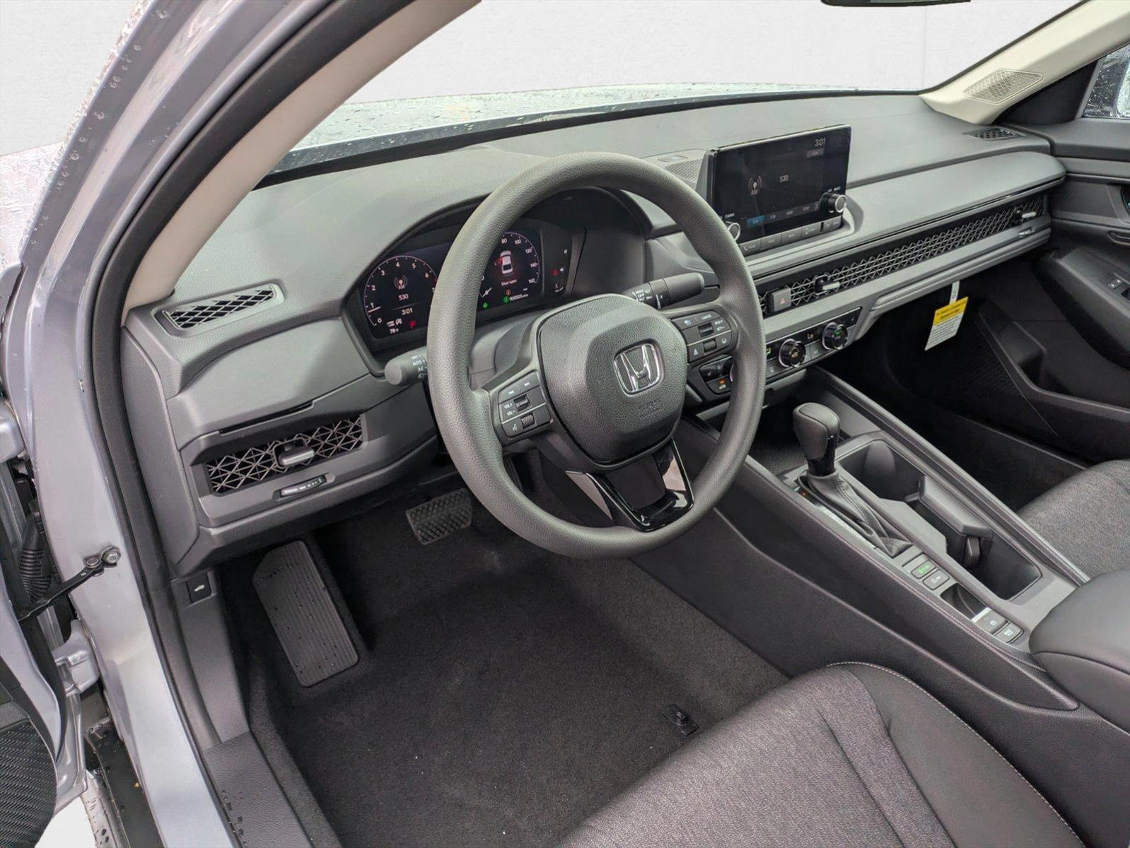 2025 Honda Accord SE photo 2