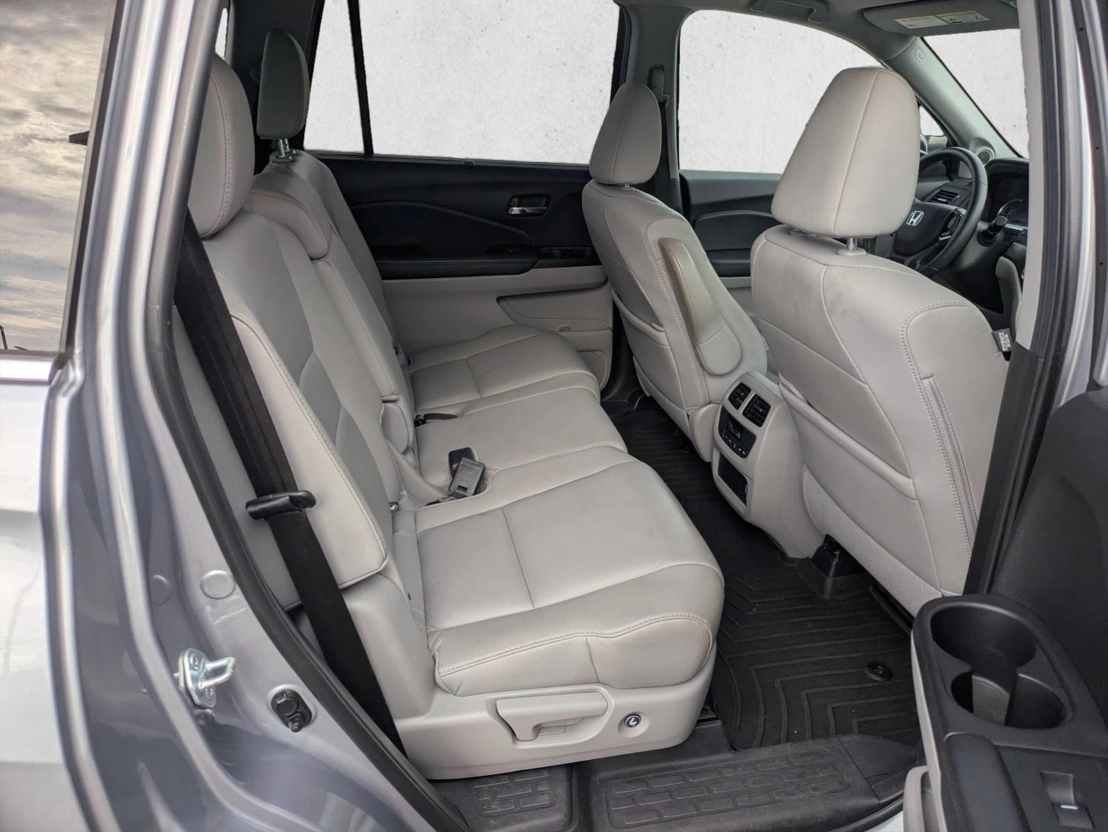 2021 Honda Pilot EX-L - Photo 17