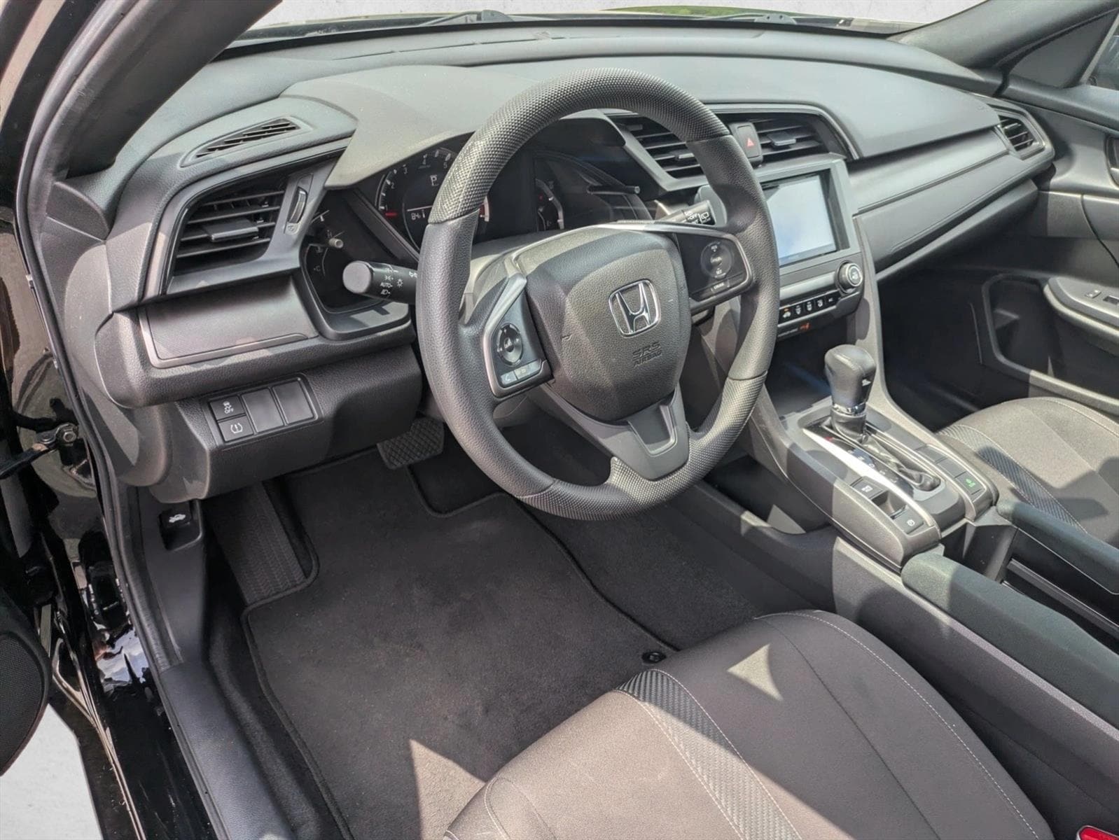 2018 Honda Civic Hatchback LX - Photo 9
