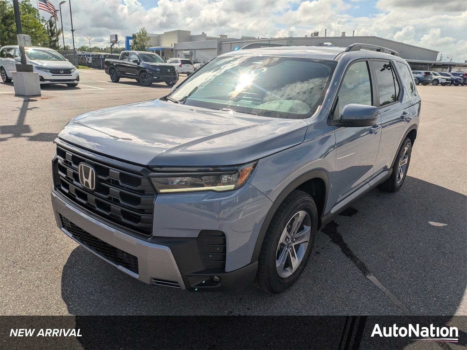 2026 Honda Pilot EX-L 2WD's photo
