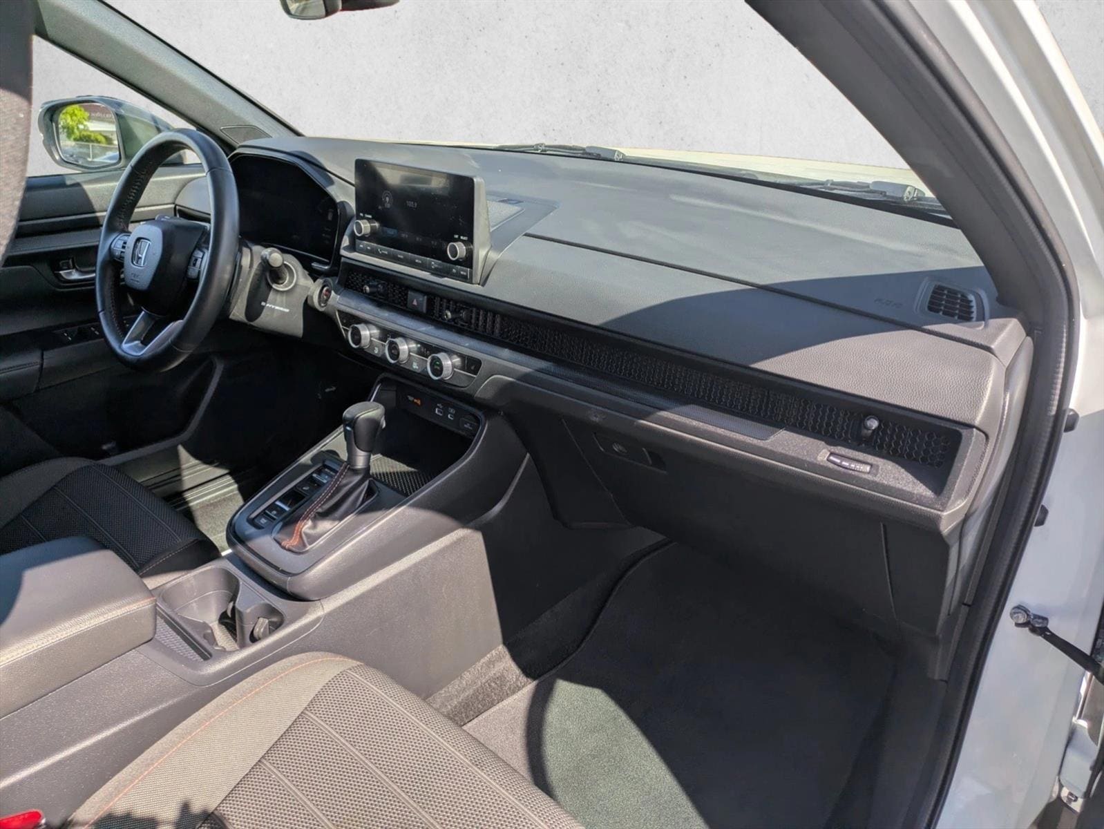 2024 Honda CR-V Sport - Photo 19