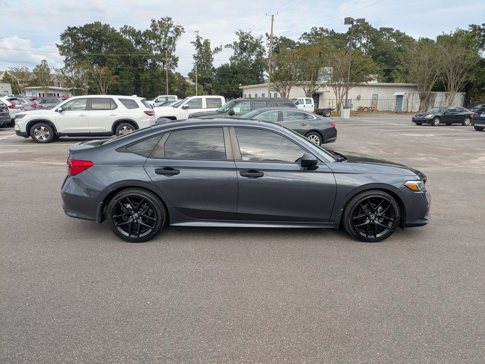 2023 Honda Civic Sport photo 4