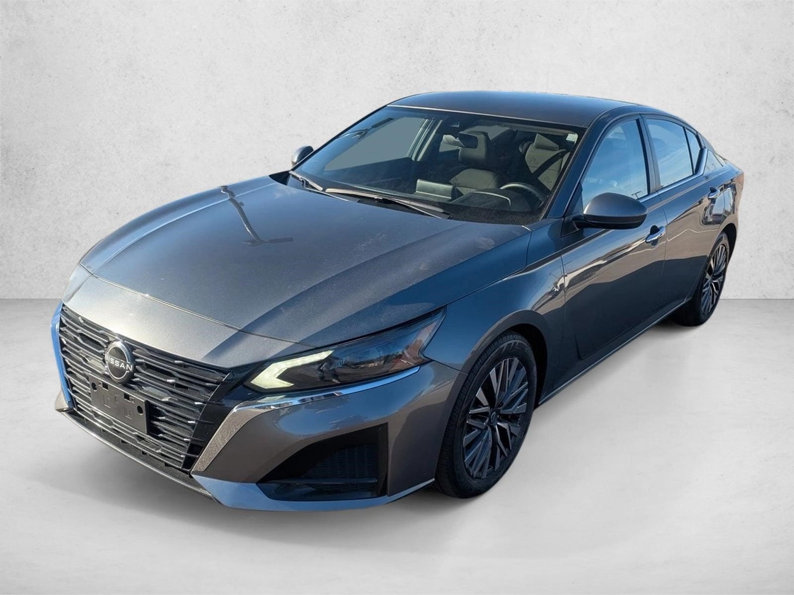 2023 Nissan Altima SV's photo