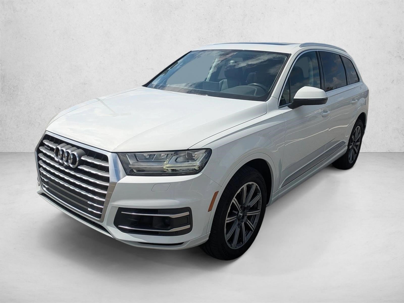 2017 Audi Q7 Premium Plus