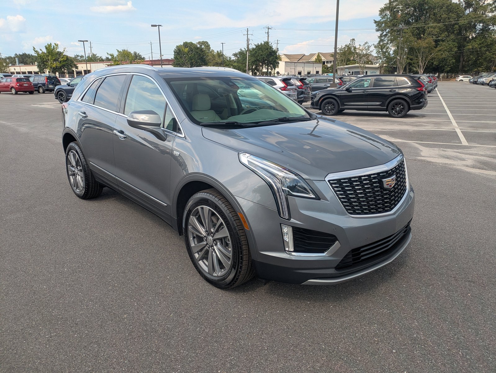 2021 Cadillac XT5 Premium Luxury photo 3
