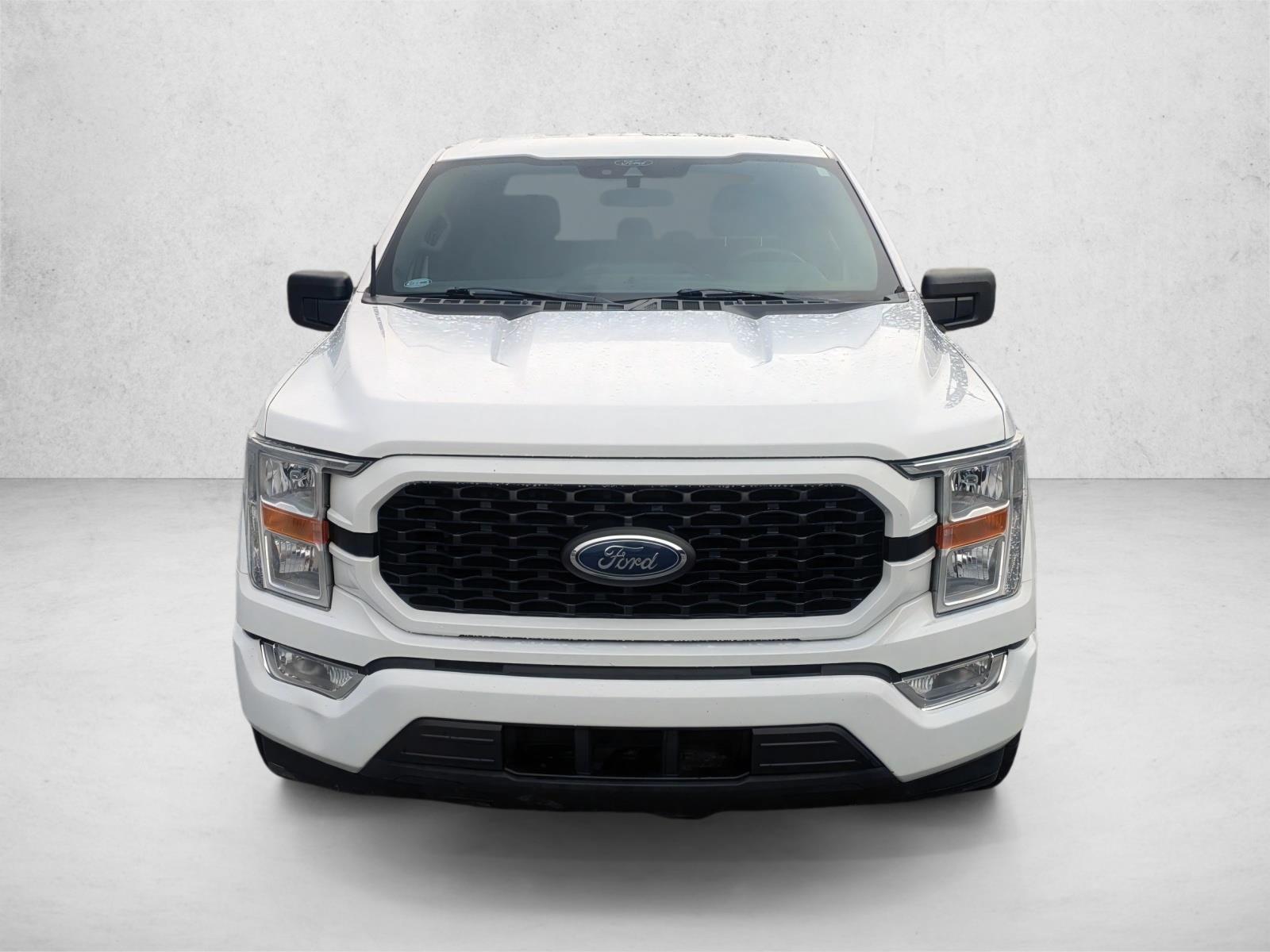 2022 Ford F-150 XL photo 2