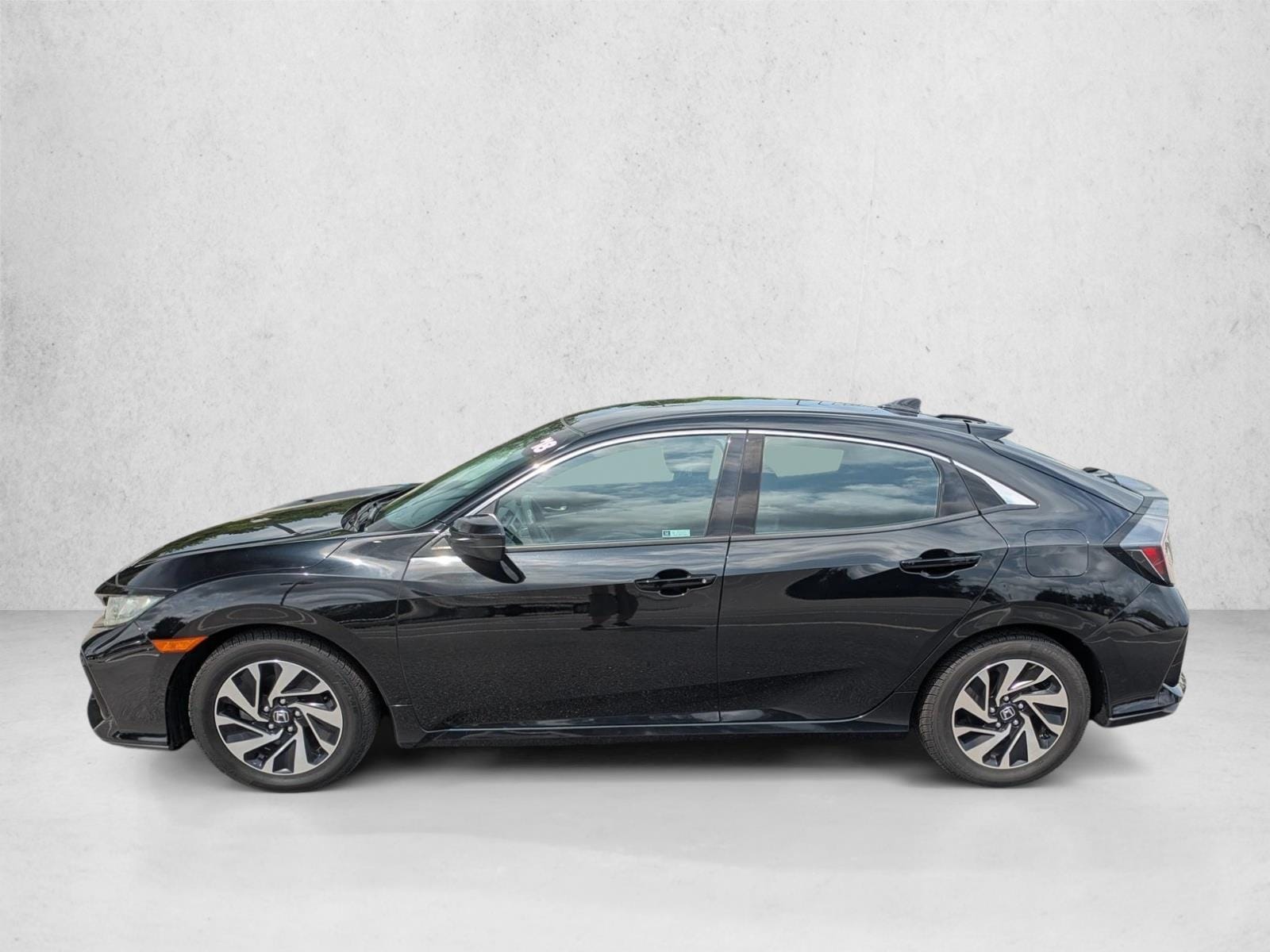 2018 Honda Civic Hatchback LX - Photo 8