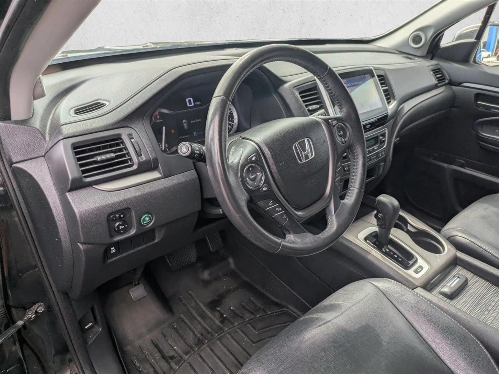 2017 Honda Pilot EX-L - Photo 9