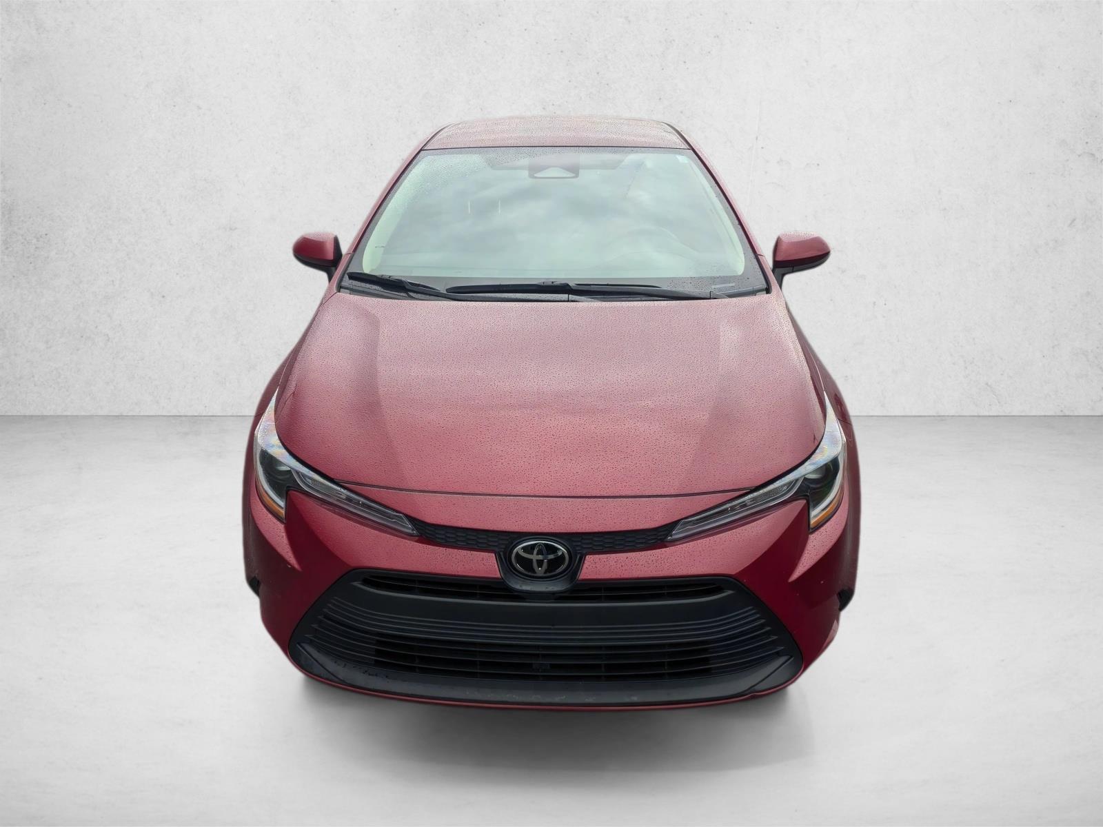 2025 Toyota Corolla LE photo 2