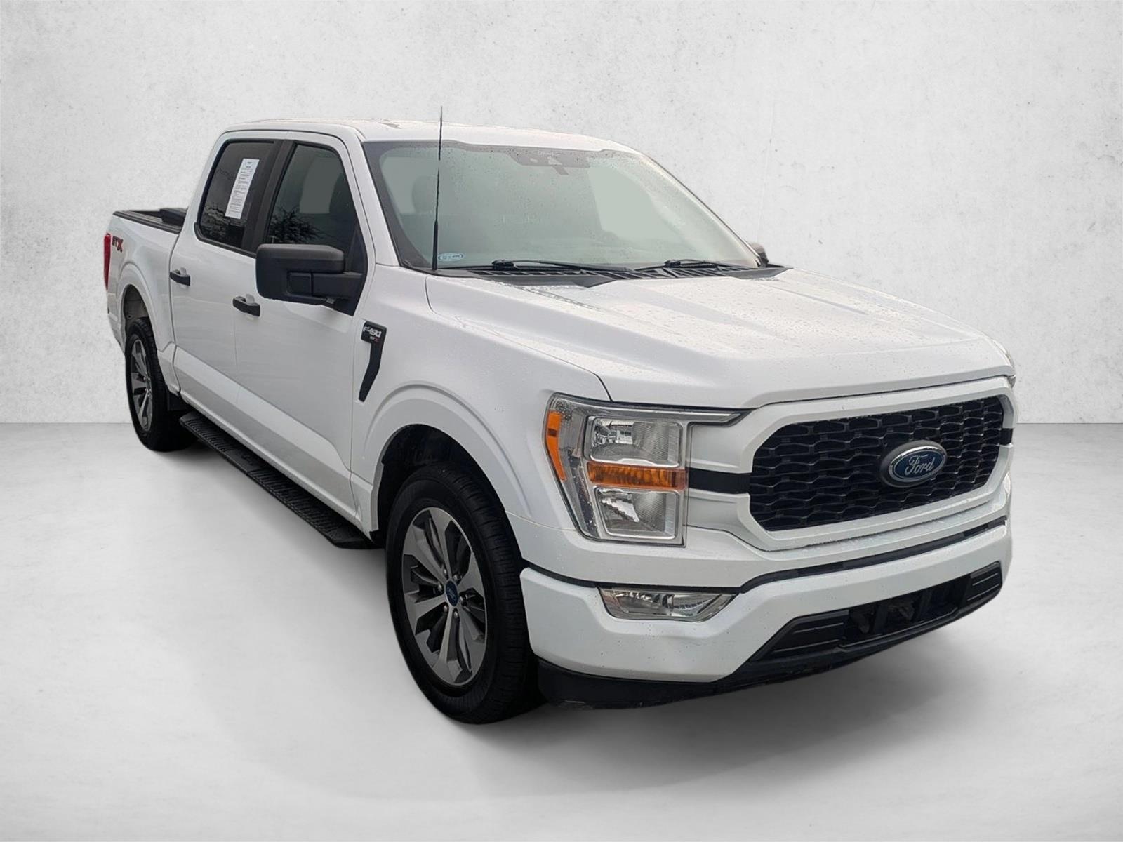 2022 Ford F-150 XL photo 3