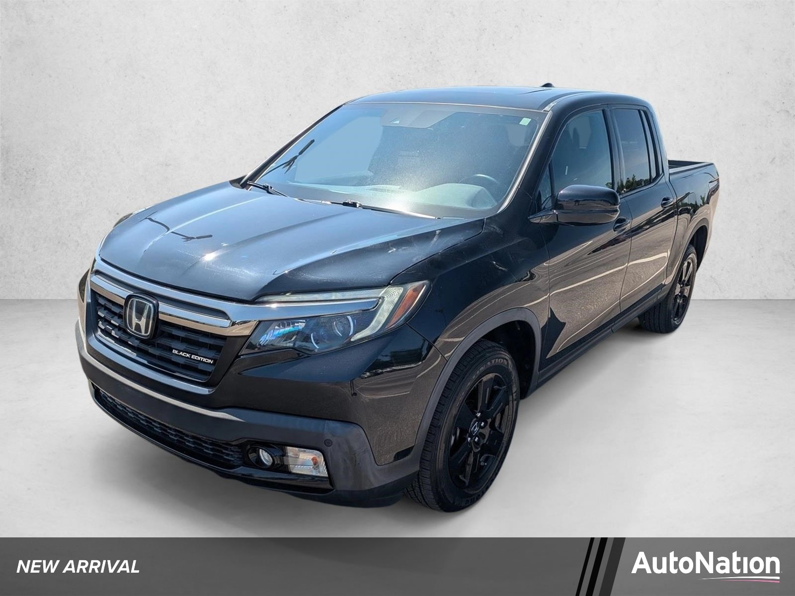 2019 Honda Ridgeline Black Edition's photo