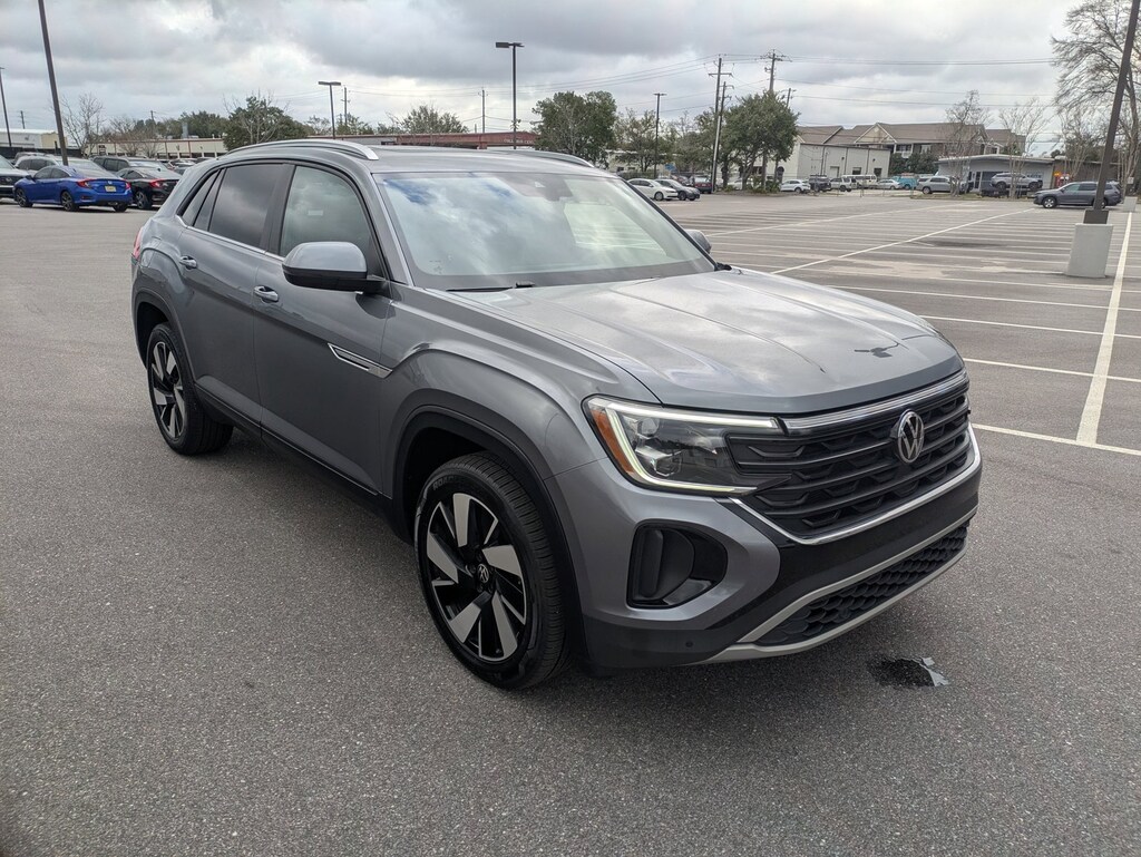 Used 2024 Volkswagen Atlas Cross Sport 2.0T SE w/Technology SUV