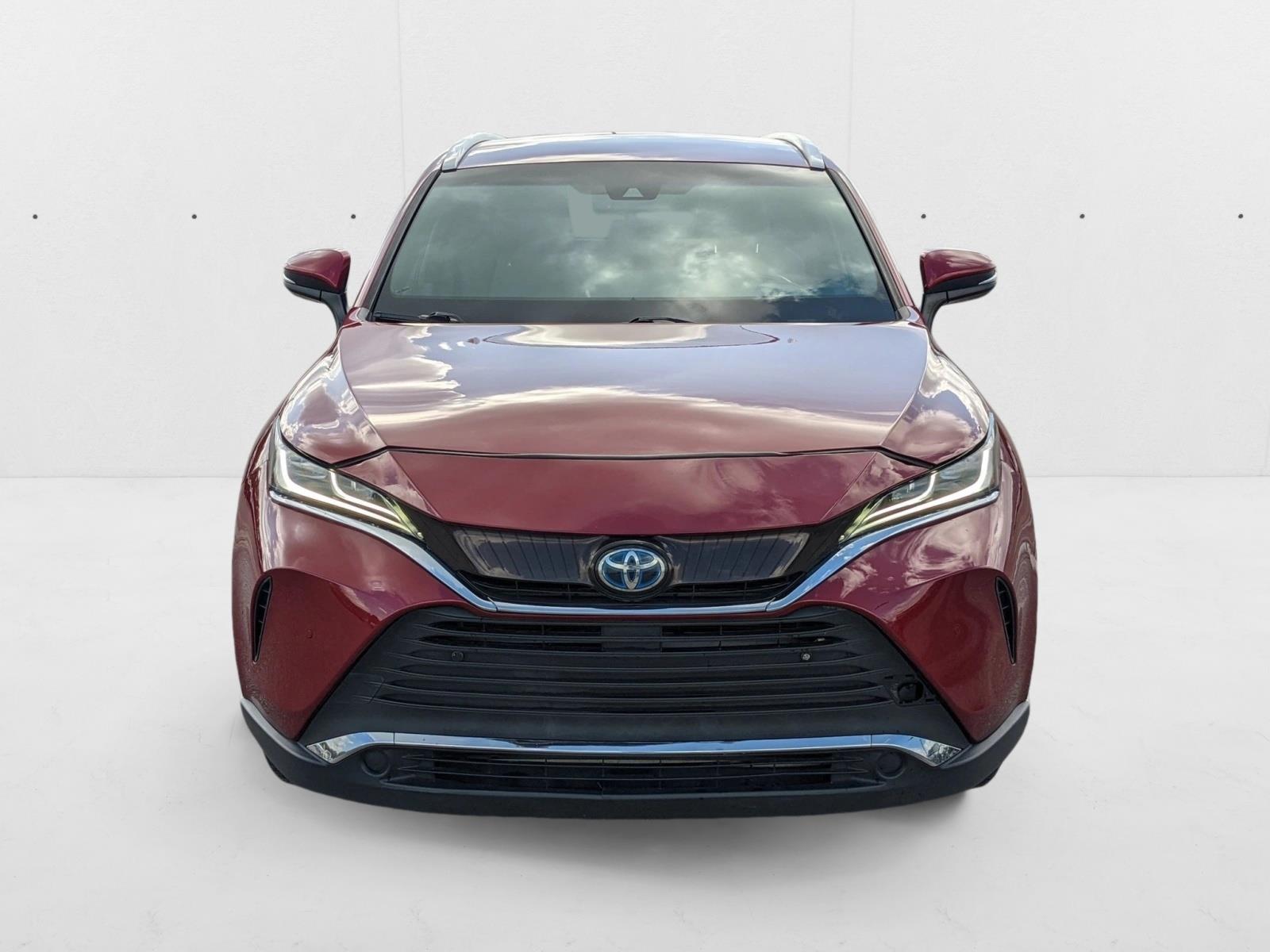 2021 Toyota Venza XLE photo 2