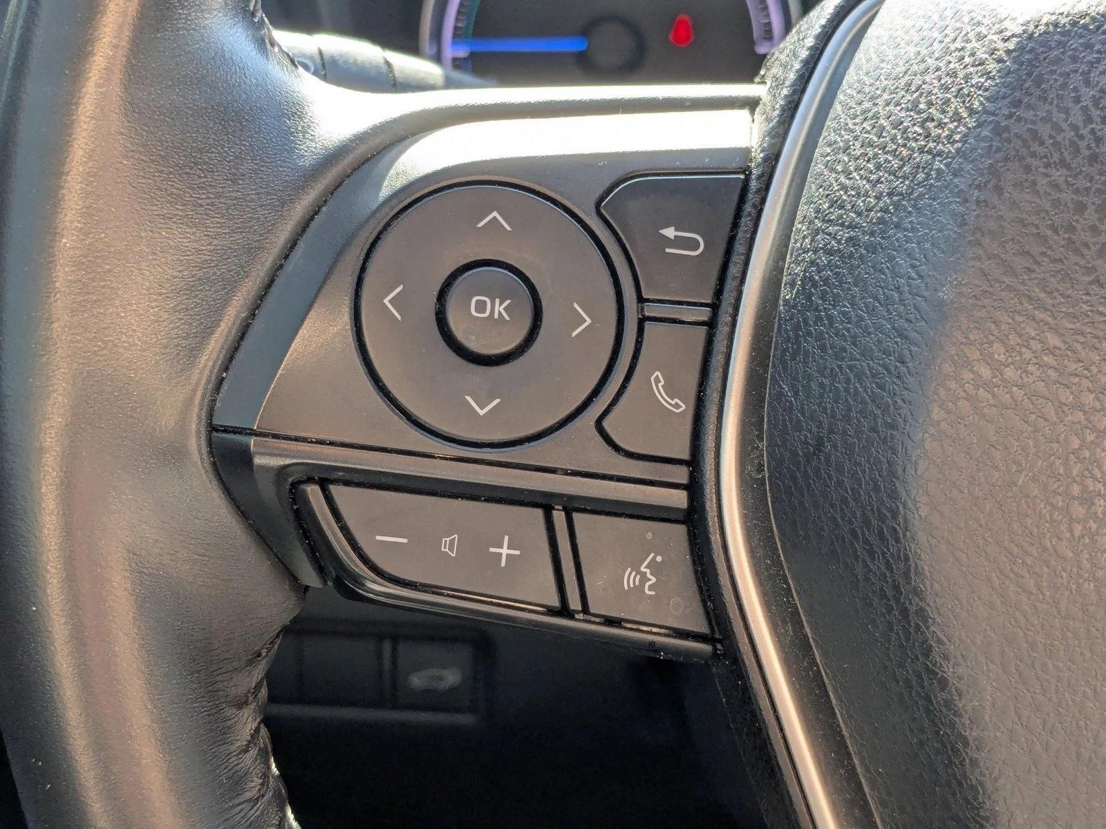 2021 Toyota Venza LE photo 4