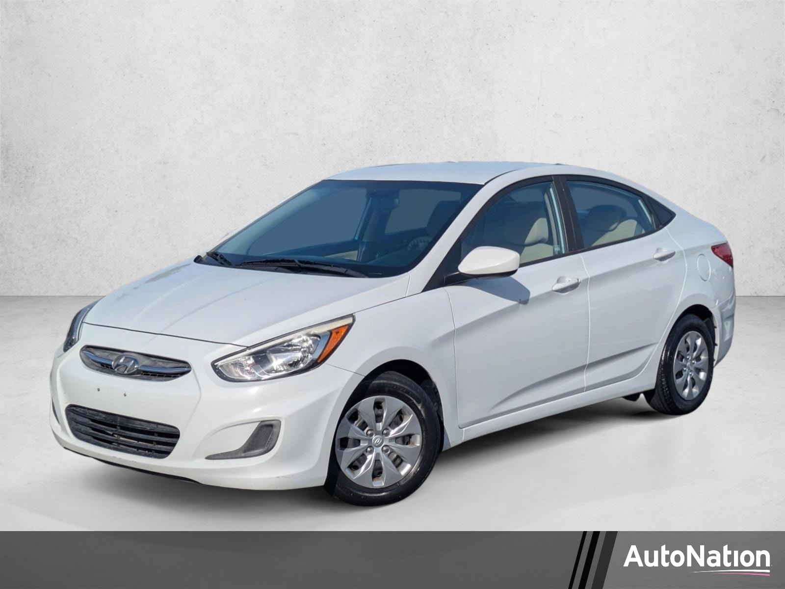 2017 Hyundai Accent SE 4-Door 6-Speed Automatic's photo