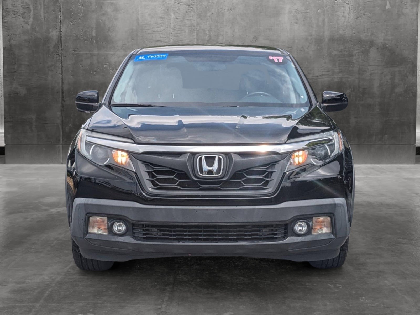 Used 2017 Honda Ridgeline RTL with VIN 5FPYK2F51HB005644 for sale in Clearwater, FL