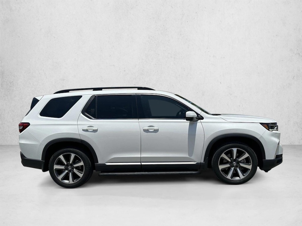 Used 2024 Honda Pilot Elite SUV